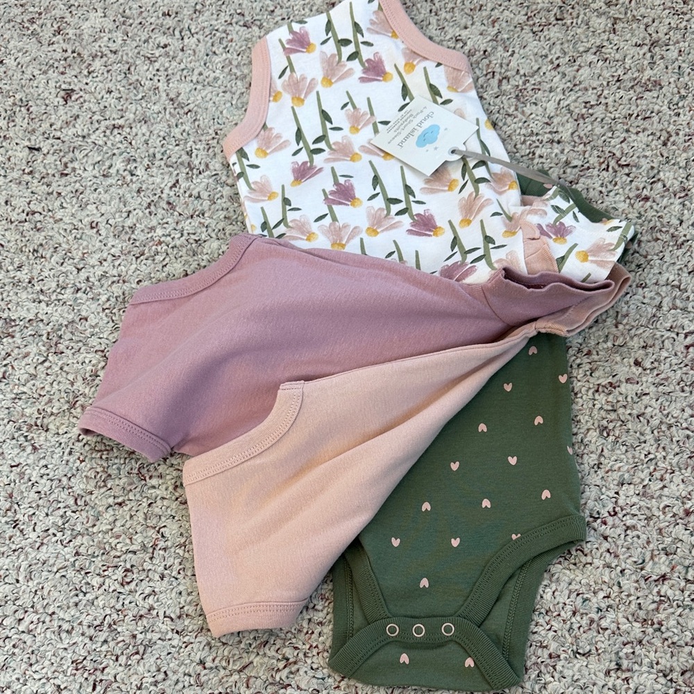 3-6 month baby girl lot of new clothes - Picture 7 of 7